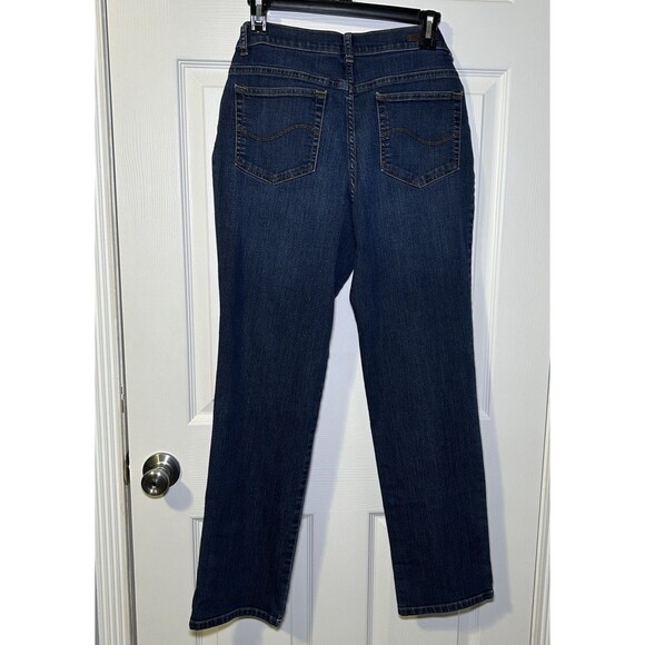 LEE Women’s Relaxed Fit Straight Leg Mid-Rise Jeans Medium Wash Size 8 - Picture 4 of 6